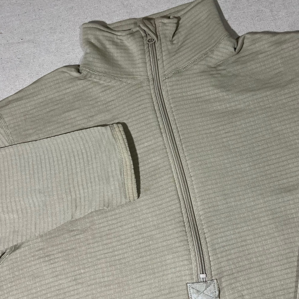 Polartec Power Dry Cold‎ Weather Gen III Shirt Medium Sand Military Top NWT